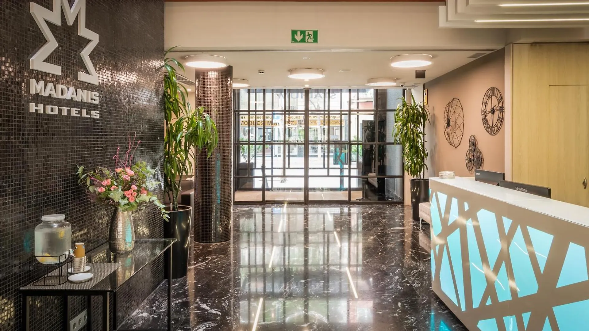 ***  Arya Stadium Hotel Barcelona Spain